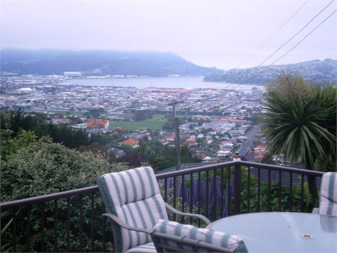 a city home with heavenly views by the beach st clair 27 earls road st