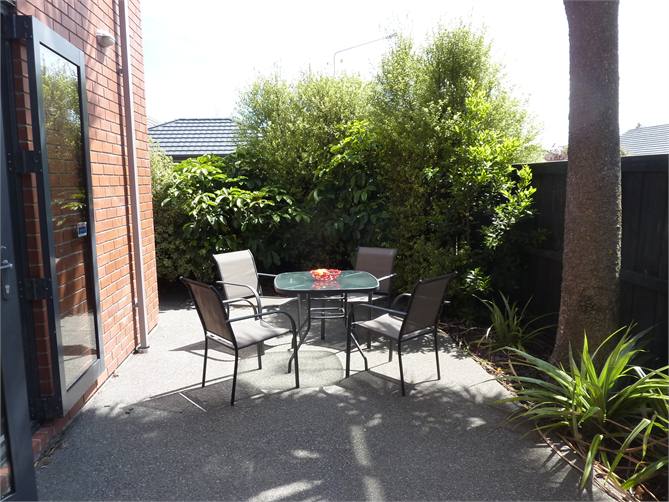 Christchurch Riccarton Town House Free wifi phone sky power 71 A