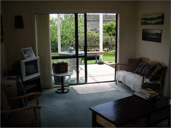 Lounge and Deck