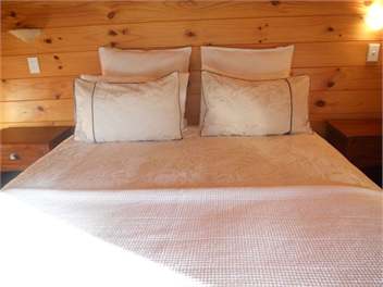 Kingsize Bed