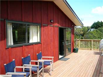 Large new deck which soaks up afternoon sun