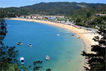View of Kaiteriteri beach from Kaka Point