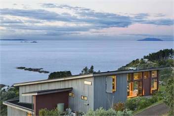 Enclosure bay Small Hotel / B&B