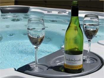 relax in the spa pool