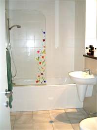 Main Bathroom/Laundry