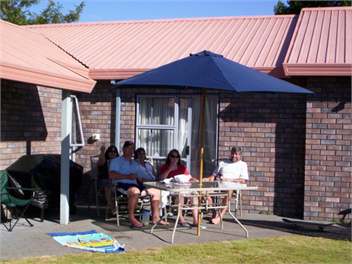 OUTDOOR AREA OFF THE LOUNGE
