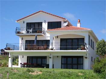 Bellovista from beach