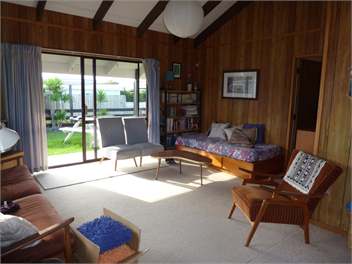 Sunny lounge