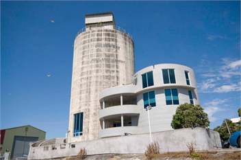 The Silos, Raglan Wharf
