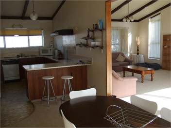 Kitchen, Dining Room, Lounge
