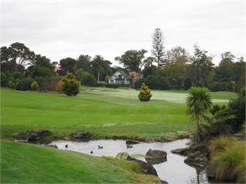 Titirangi Golf Lodge
