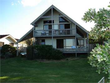 The house seen from the sand dune