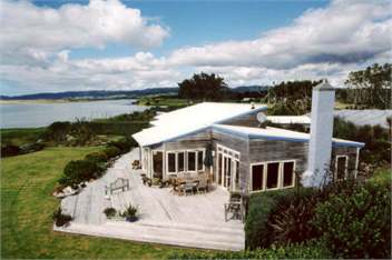 Absolute Waterfront - THE beach house