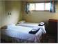 2 single beds