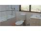 Main Ensuite Bathroom