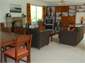 Lounge/ dining room