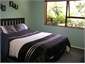 Queen size bed 