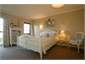 Bordeaux room