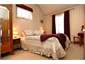 Main bedroom - Biddle Cottage