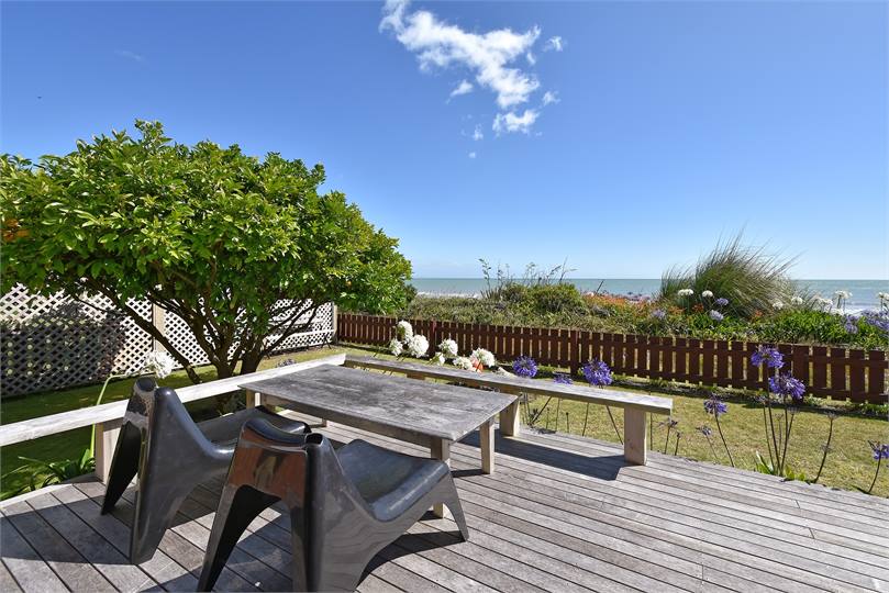 Outdoor sitting area