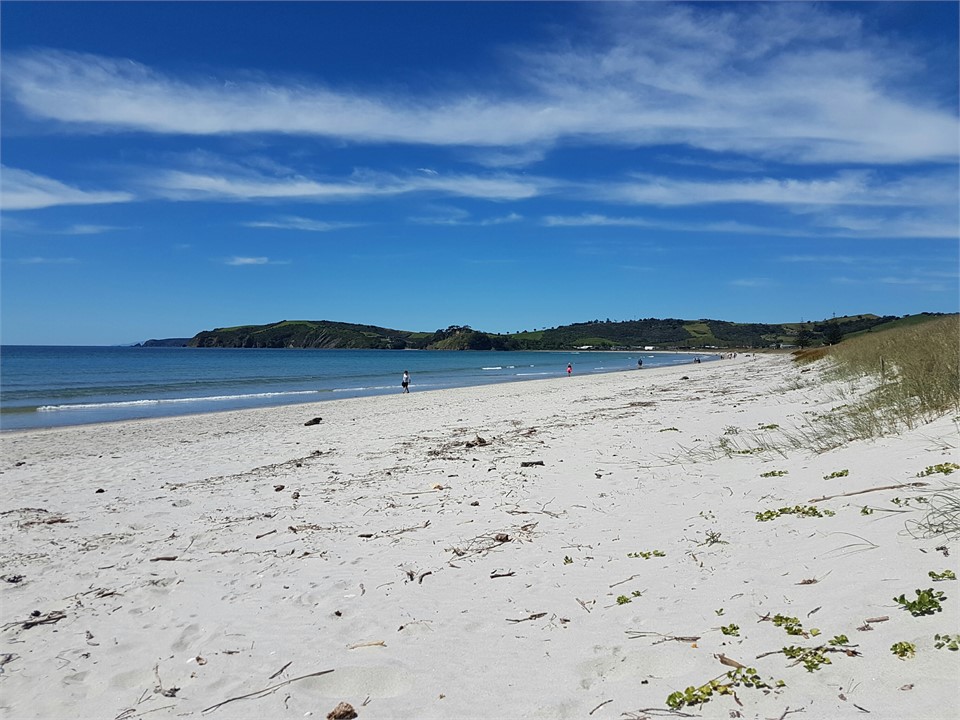 Omaha Beach, Walk, Swim, Sunbathe. Just 2 mins wal