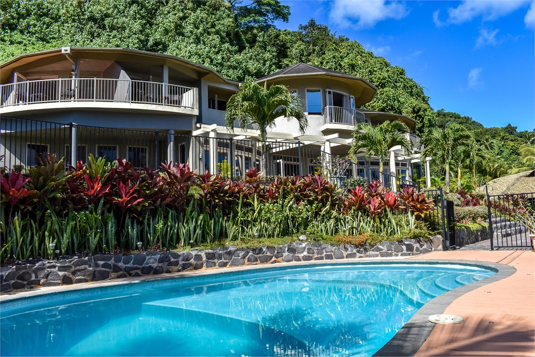 Iro Luxury Retreat Rarotonga Holiday Home for rent Holiday Houses