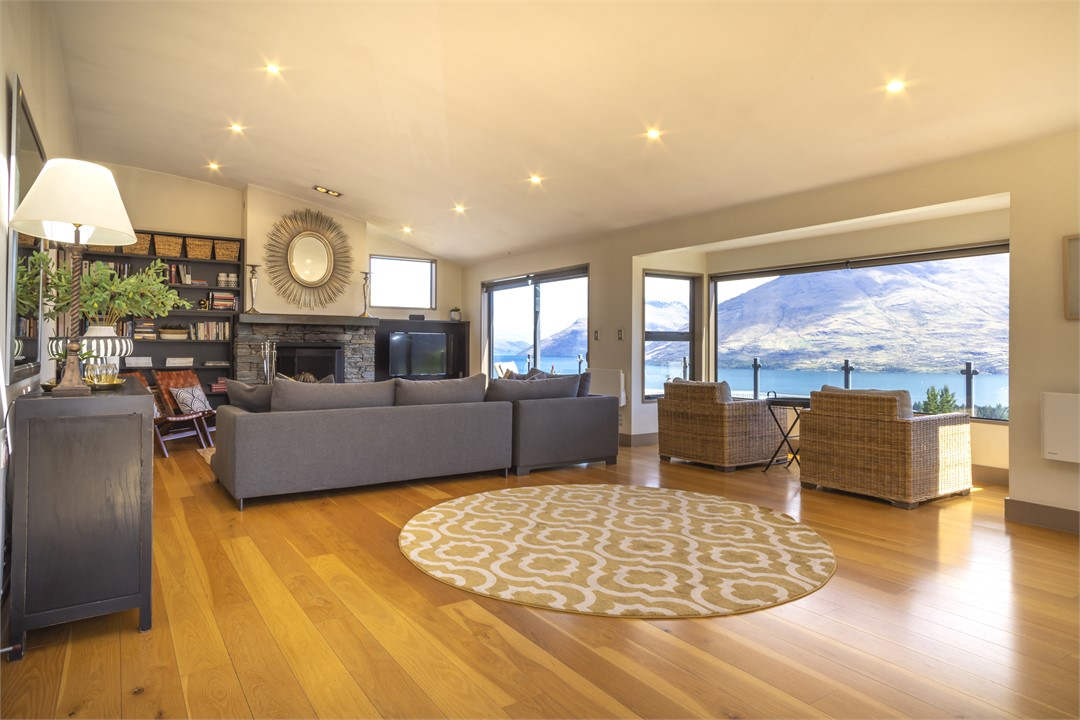 High eilings, skylights and so much space for ever