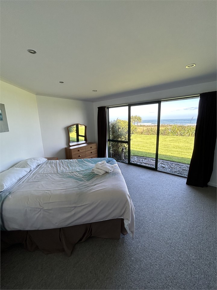 Main bedroom with an ensuite.