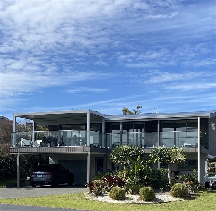 Large covered decks with ranchsliders opening out