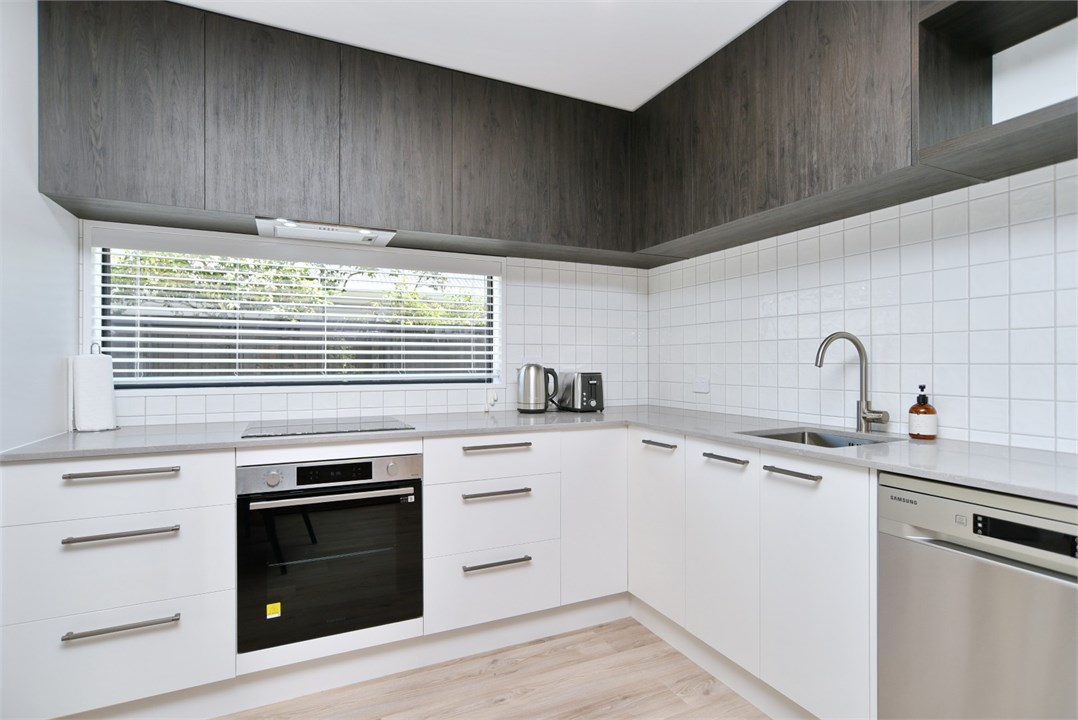 Fully equipped Kitchen area