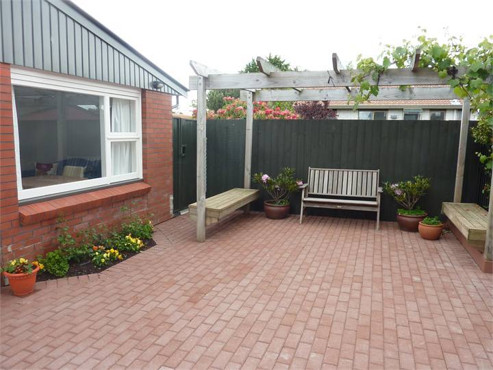 Cottage ~ pergola and patio