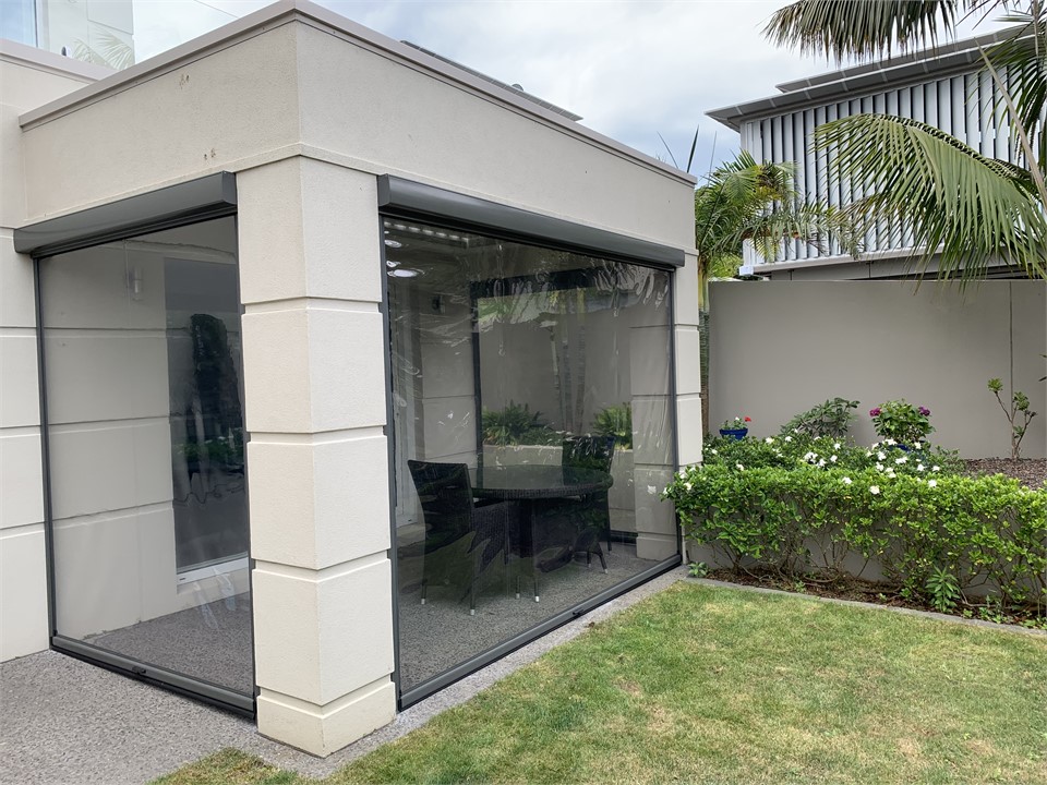 Drop down cafe blinds create a warm private dining