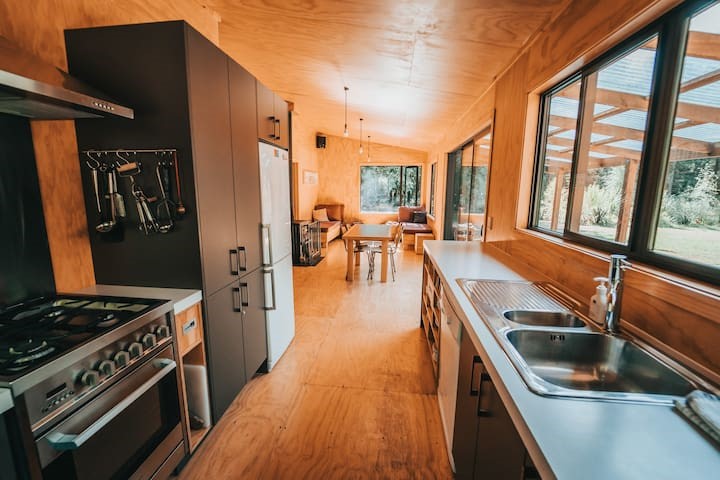 Well equipped Kitchen