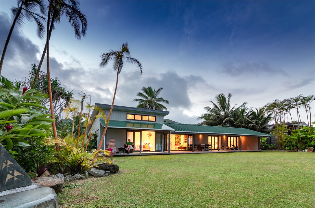Muri Matangi - view from the beach