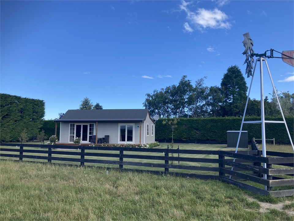 Country Cottage Retreat Darfield Cottage for rent Holiday Houses