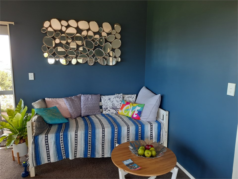 Day Bed in Lounge area