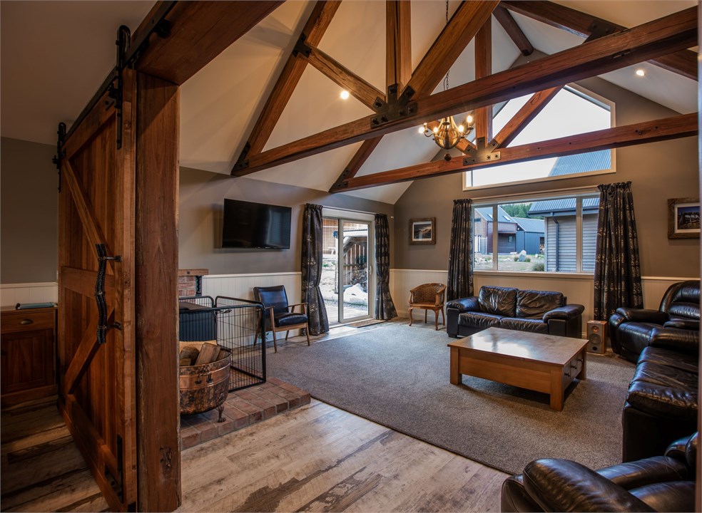 large lounge with plenty of seating