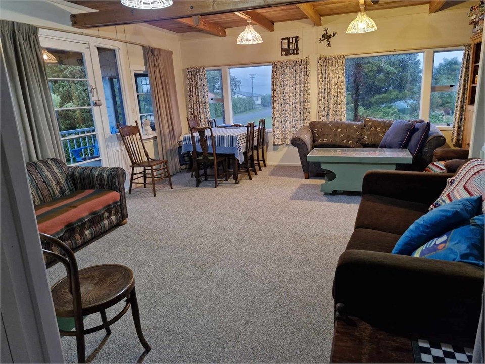 Longe Dinning room first floor