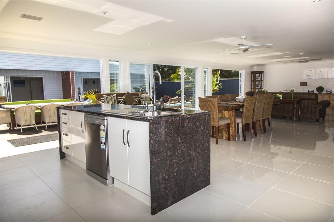 Large open plan kitchen, dining & lounge area