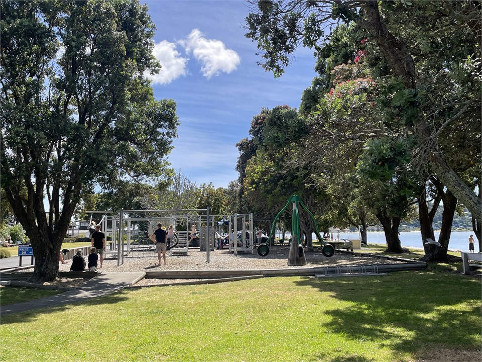 Great kids playground and public toilets next to t