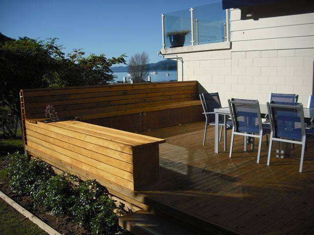 The rear deck - Wow, what a relaxing spot