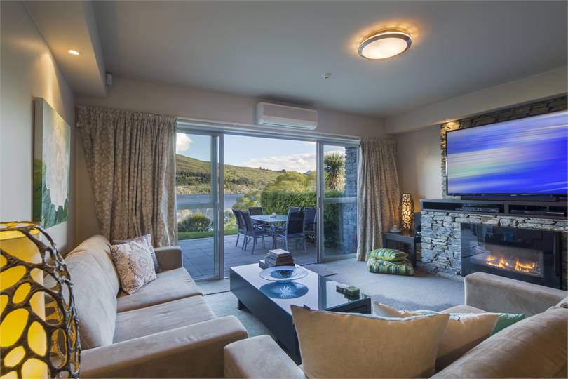 36_Alpine_Village_004