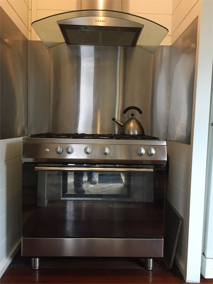 6 BURNER HOB PLUS OVEN - GAS