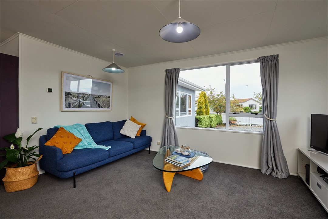 Spacious Living Area