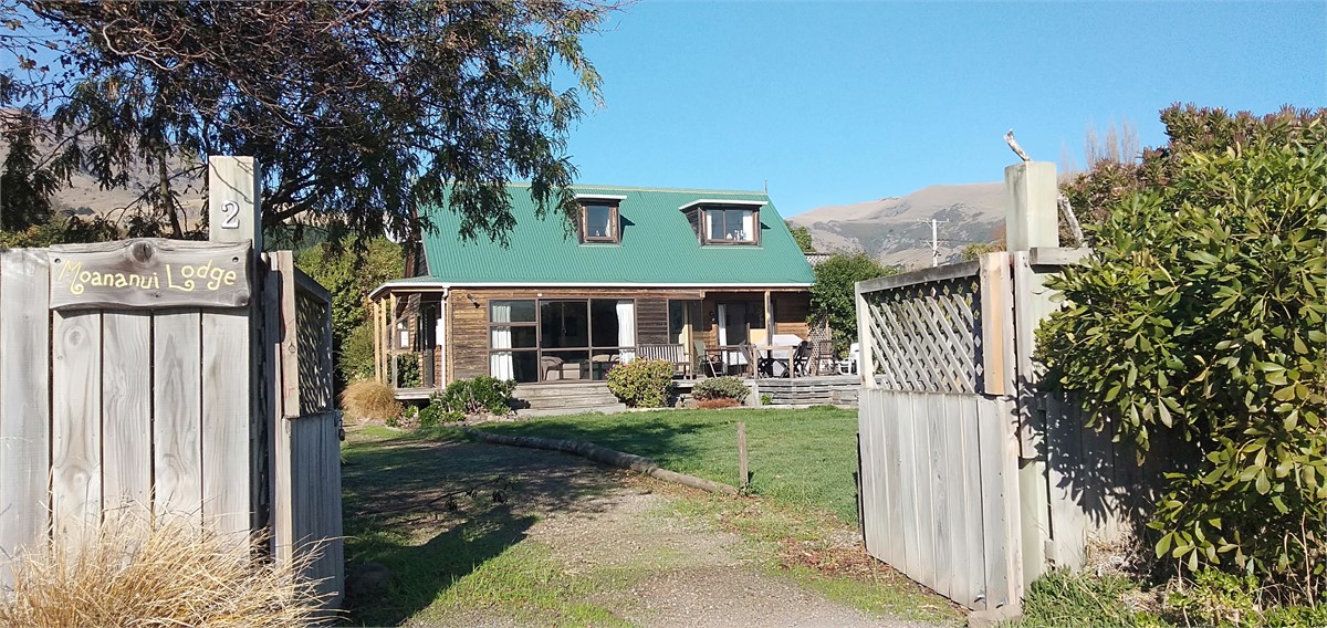 Moananui Lodge welcomes you!