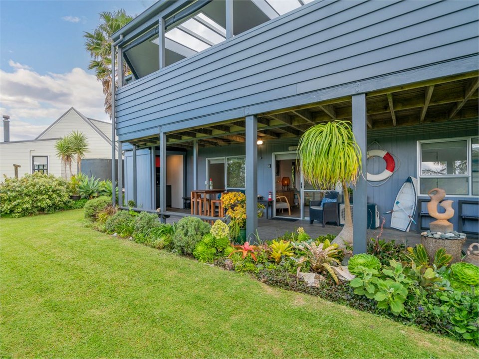 12 on Hilldale (Bachcare) Whitianga Holiday Home for rent Holiday