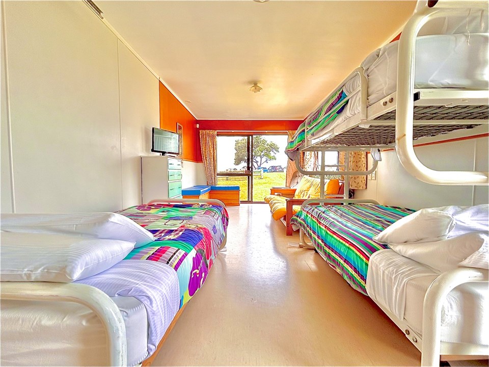 Downstairs Room - 1 single with bunk bed