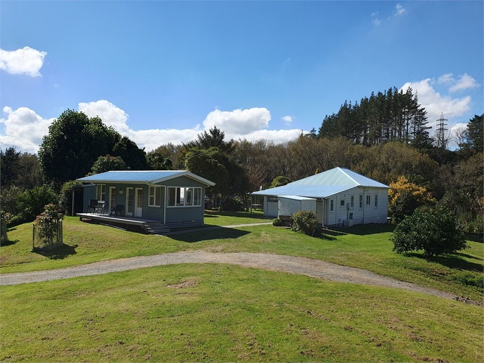 Bach & Shearer's Quarters