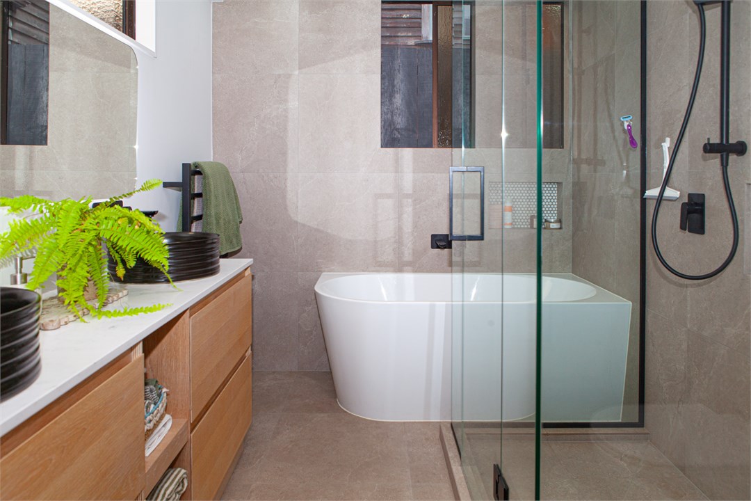 Ensuite - Master bedroom