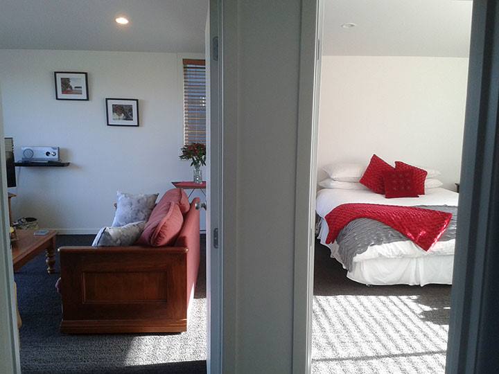 Sliding doors between the rooms